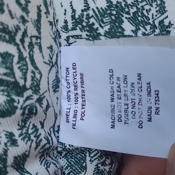 Pet Bedding - Picture 5 of 6